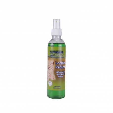 <p>Refresca, relaja desinflama los pies cansados y adoloridos, proporcionando un rápido alivio.</p>
<ul><li>Ayuda a eliminar las bacterias y el mal olor.</li>
<li>Aplicar por la mañana y noche.</li>
<li>Frasco con 250 ml.</li>
</ul>