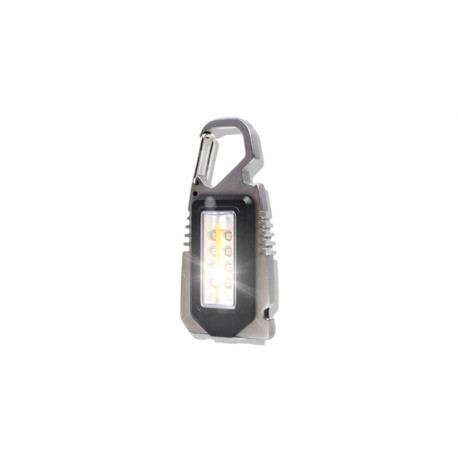 <p>El llavero paramédico LED de emergencia RL-EKL01 cuenta con 3 modos de luz, silbato de emergencia, mosquetón, destornilladores, destapador y base magnética.</p>
<ul>
<li>Batería integrada recargable y cargador tipo C</li>
</ul>
<table class="table table-caracteristicas">
<tbody>
<tr>
<td>Lúmenes</td>
<td>150</td>
</tr>
<tr>
<td>Medidas</td>
<td>10 x 4.5 cm</td>
</tr>
<tr>
<td>Color</td>
<td>Azul</td>
</tr>
<tr>
<td>Material</td>
<td>Aluminio</td>
</tr>
</tbody>
</table>